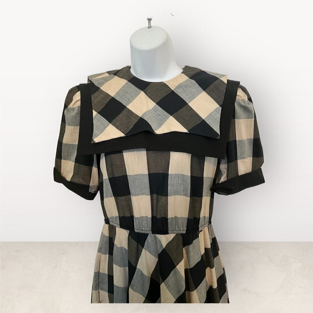 Vintage Studio E Large Checked Pattern W/Bib Coll… - image 6